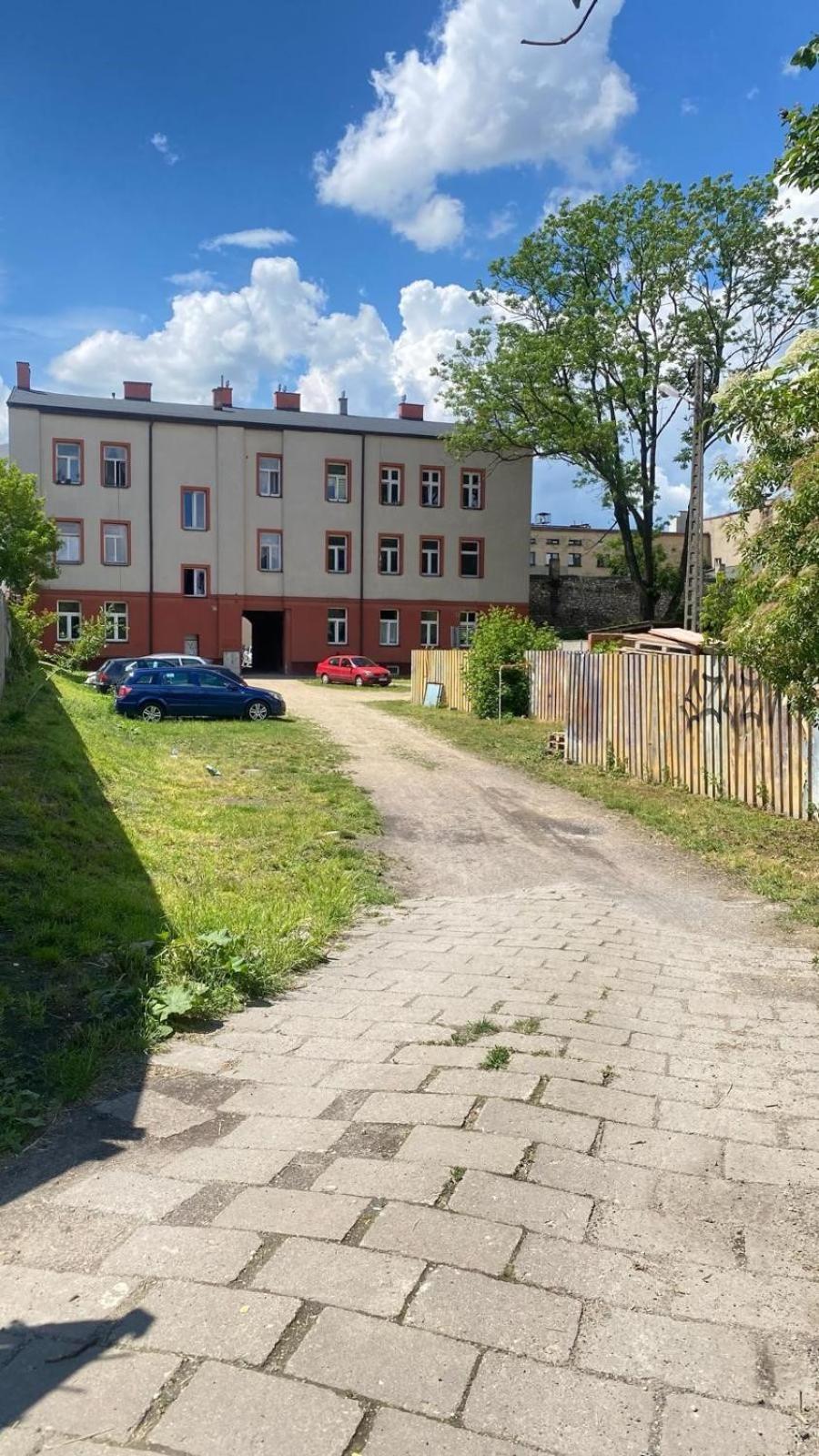 W Centrum 65 M2 *